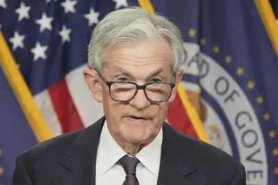 Fed Governor Breaks With Powell