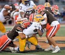 Stewart rushes for 438 yards, leads Warren's comeback win over Hersey