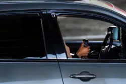Colorado cops bust 206 drivers for using cellphones in first 6 months of new ban